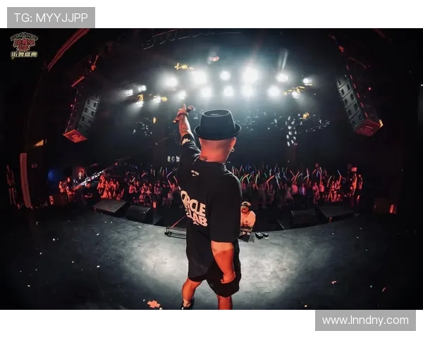 武汉街舞队荣登全国街舞力量排行榜第一名引领潮流风尚 武汉街舞队荣登全国街舞力量排行榜第一名引领潮流风尚