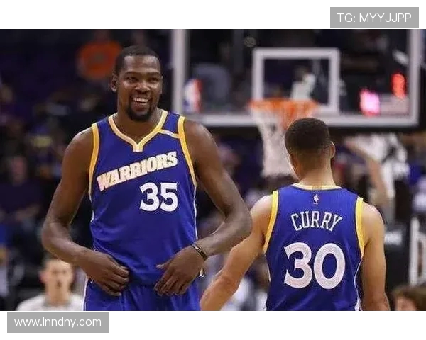 深入分析西安篮球队独特的进攻战术与策略解析 深入分析西安篮球队独特的进攻战术与策略解析