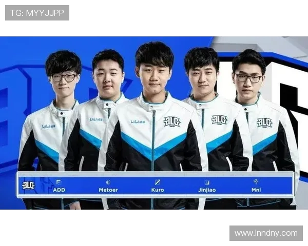 赛后复盘:V5与BLG对决中的战术较量与团队协作分析 赛后复盘:V5与BLG对决中的战术较量与团队协作分析