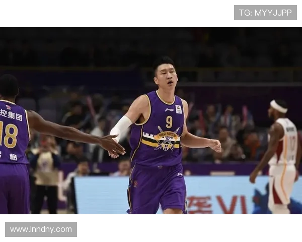 孙悦的篮球之路:从年轻天才到国家队核心的奋斗历程与辉煌成就 孙悦的篮球之路:从年轻天才到国家队核心的奋斗历程与辉煌成就