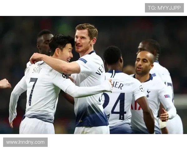 托特纳姆热刺迎战曼联激情对决谁能在英超赛场笑到最后