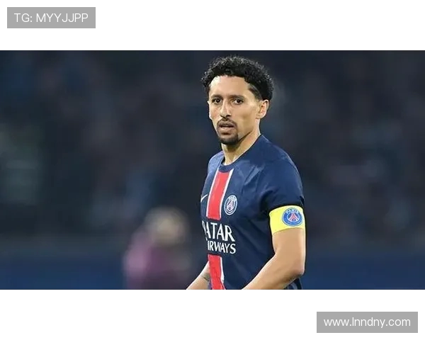 马尔基尼奥斯:从年轻天才到世界级后卫的传奇之路