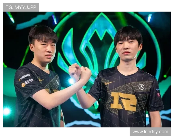 RNG战队蜕变之路揭秘:从挑战者到世界冠军的辉煌历程